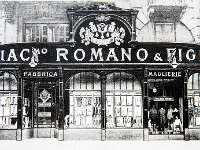 1925  negozio maglierie Romano via S. Teresa 2 - 4 aperto nel 1903 attivo fino alla fine degli anni 50. Foto 1925 - 1930