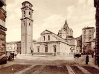 1930 - Esterno del Duomo  L'esterno sulla piazza S.Giovanni negli anni 1930 : -E-, -Est-, Duomo, Geotagged, S.Giovanni, old