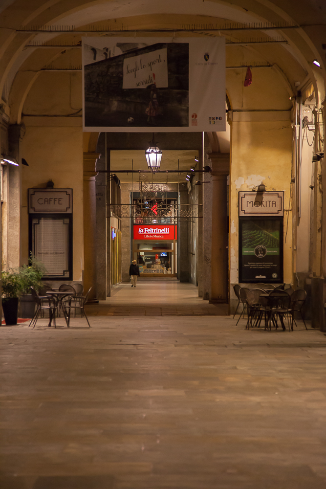 Portici di piazza San Carlo e di piazza CLN.