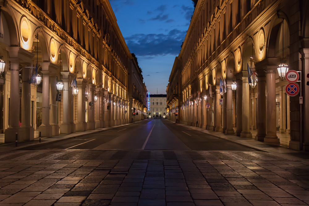 Via Roma da piazza San Carlo, verso piazza Castello