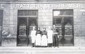 Trattoria Tre Merli angolo via Bertola, aperta nel 1881. Chiusa nel 1919. 