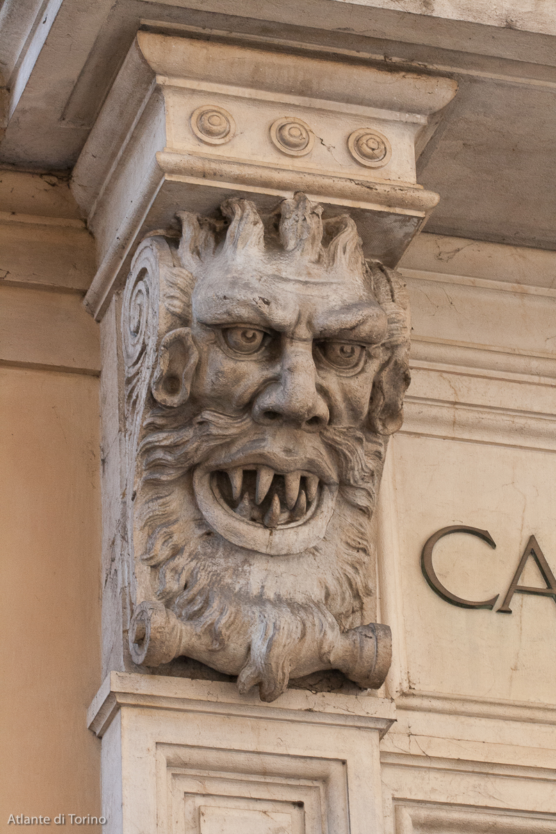cassa di risparmio, mascherone