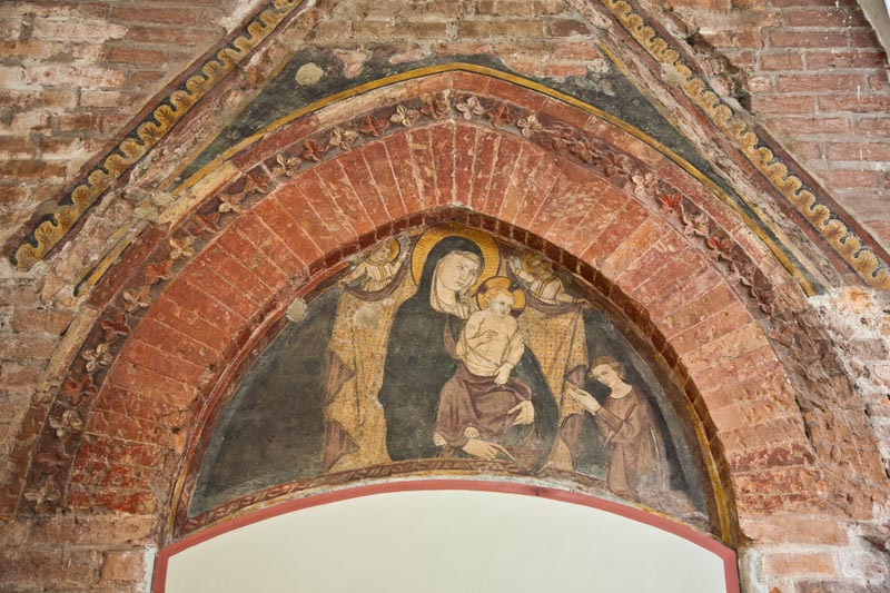 Lunetta antico ingresso San Domenico